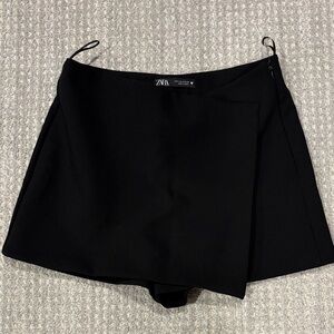 Zara Black Wrap Skort
